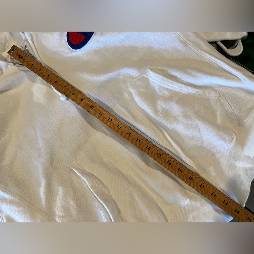 Champion White Full Zippered Pocket Hoodie, Size Large - Picture 8 of 8